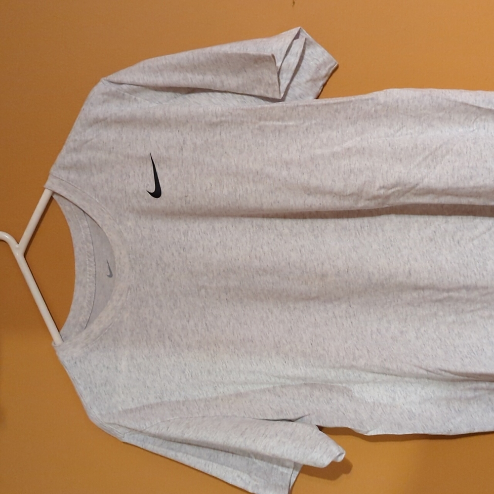 Mens Nike Tshirt